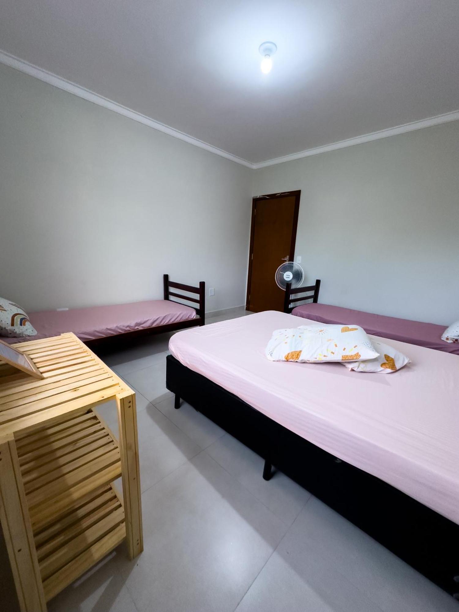 Hostel Familia Castor Itanhaém المظهر الخارجي الصورة